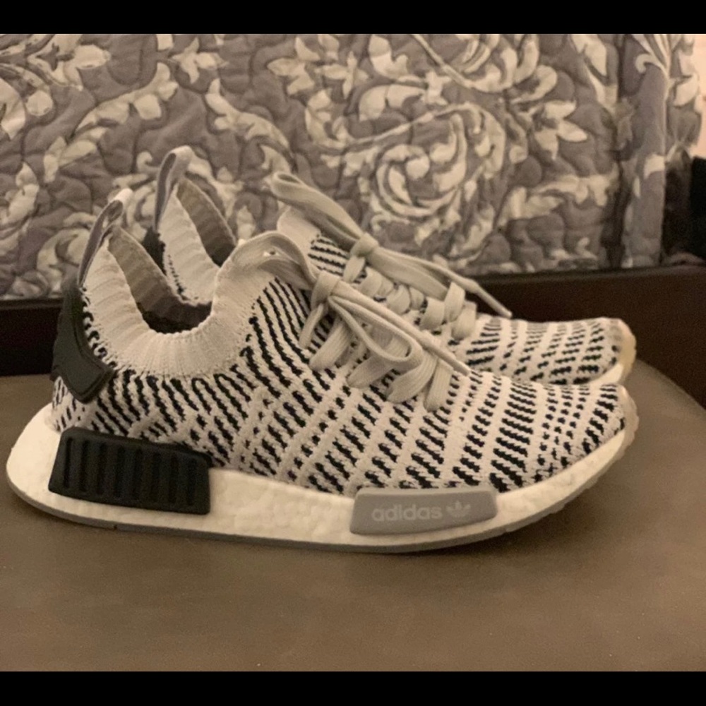 Adidas NMD.  Mens size 5/ Women’s 6.5/ Euro 37